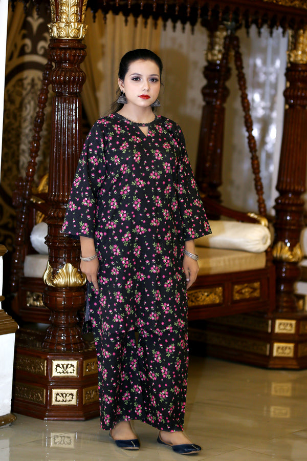 Hayati black with pink printed flowers 2 peace with neck design.